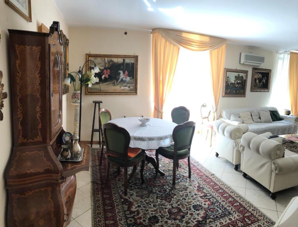 The Trip House - Between The Center And The Sea - Free Wifi And Jacuzzi Catane Extérieur photo